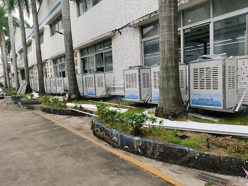 鋁制品廠房車間降溫工程-蒸發(fā)冷省電空調(diào).jpg 鋁制品廠房車間降溫工程-蒸發(fā)冷省電空調(diào).jpg