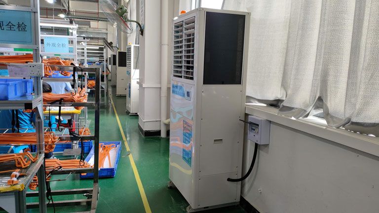星科蒸發冷省電空調-立式軸流機應用大型五金廠降溫.jpg 星科蒸發冷省電空調-立式軸流機應用大型五金廠降溫.jpg